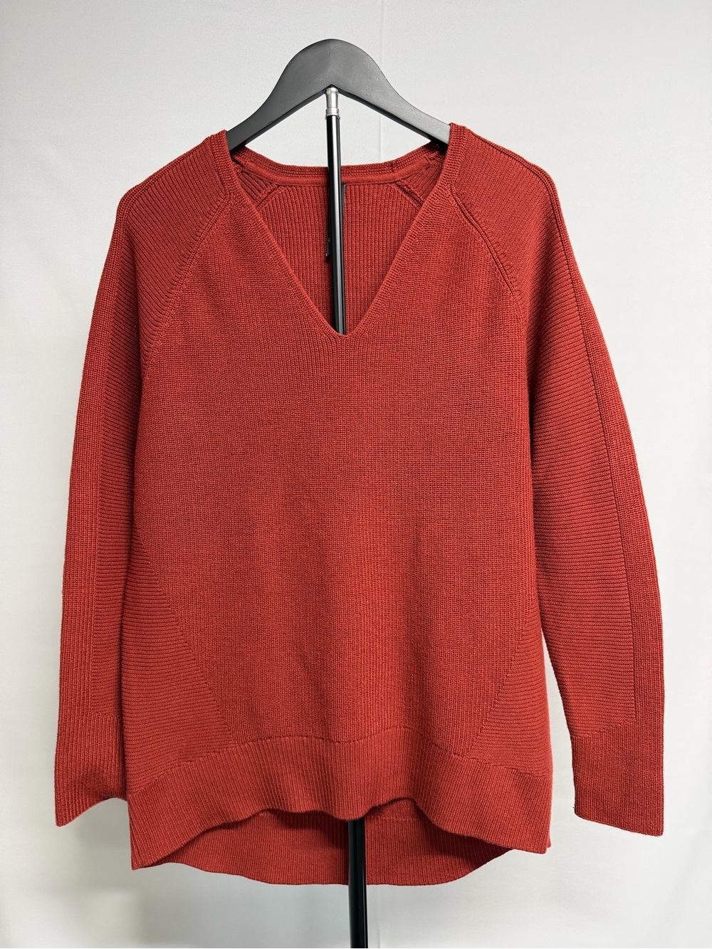 Athleta Hanover V-Neck Sweater in Rust Relaxed Fit Drop Shoulder 45% Merino Wool